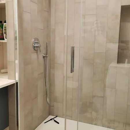 Happy Brilliant Old Town Self Check In, Underground Parking, Terrace Vilnius