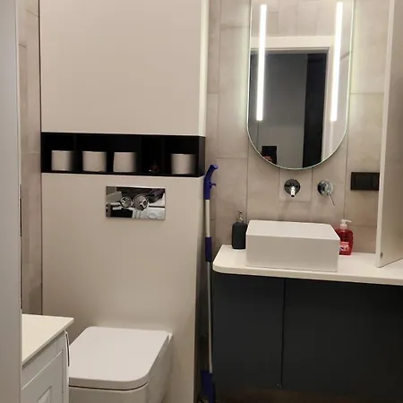 Apartamento Happy Brilliant Old Town Self Check In, Underground Parking, Terrace *