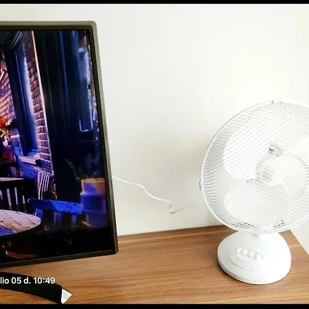 Happy Brilliant Old Town Self Check In, Underground Parking, Terrace Vilnius