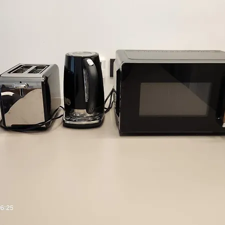 Happy Brilliant Old Town Self Check In, Underground Parking, Terrace Lägenhet