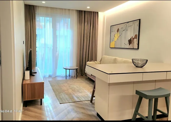 Happy Brilliant Old Town Self Check In, Underground Parking, Terrace Vilnius